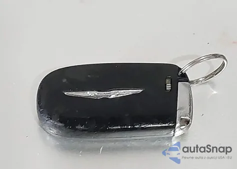 2015 Chrysler 200 Limited from USA, damaged, VIN 1C3CCCAB0FN690385